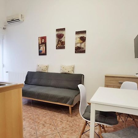 Lilu Apartments Βόντιτσε Εξωτερικό φωτογραφία