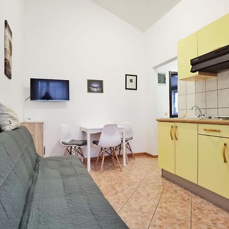 Lilu Apartments Βόντιτσε Εξωτερικό φωτογραφία