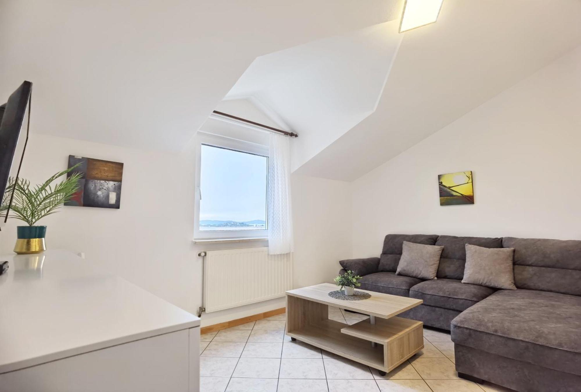 Lilu Apartments Βόντιτσε Εξωτερικό φωτογραφία